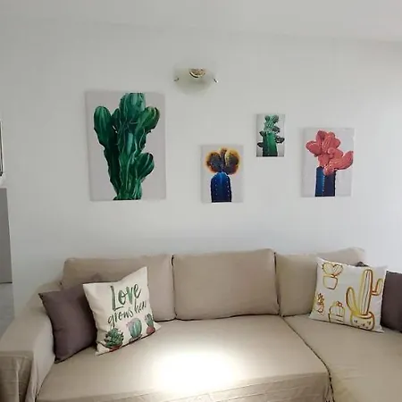 Apartment Lanzamore Cactus, Sea View, Lanzarote *