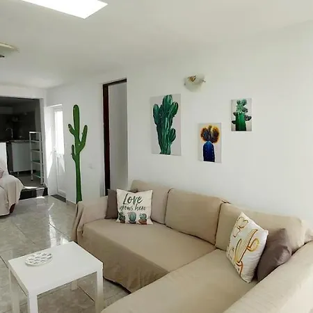 Apartment Lanzamore Cactus, Sea View, Lanzarote *